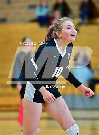Thumbnail 1 in Berthoud vs. Golden photogallery.