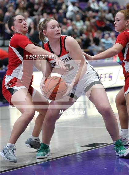 Thumbnail 1 in Logan Elm vs. Circleville (OHSAA D4 District Final) photogallery.