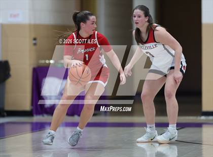 Thumbnail 1 in Logan Elm vs. Circleville (OHSAA D4 District Final) photogallery.