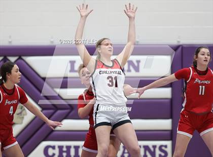 Thumbnail 1 in Logan Elm vs. Circleville (OHSAA D4 District Final) photogallery.