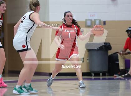 Thumbnail 3 in Logan Elm vs. Circleville (OHSAA D4 District Final) photogallery.