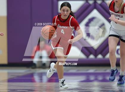 Thumbnail 3 in Logan Elm vs. Circleville (OHSAA D4 District Final) photogallery.