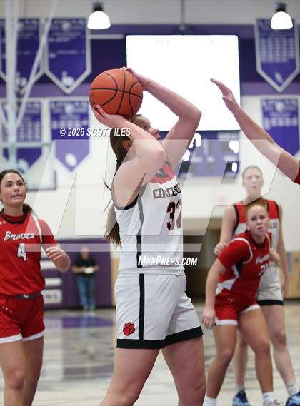Thumbnail 3 in Logan Elm vs. Circleville (OHSAA D4 District Final) photogallery.