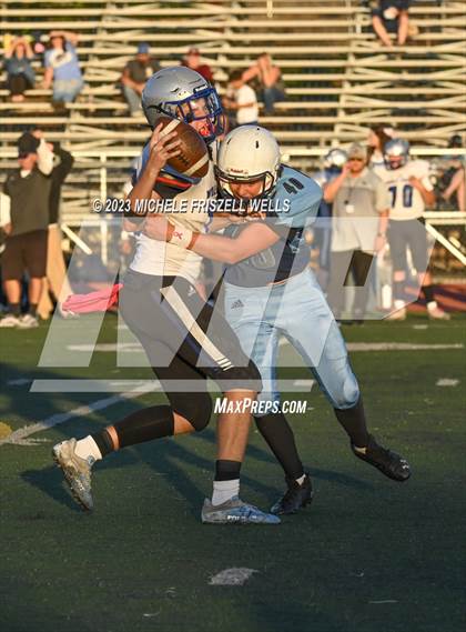 Thumbnail 3 in Granite Hills vs West Hills photogallery.