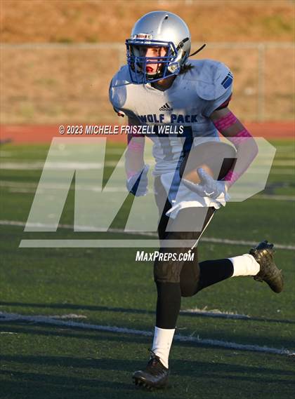 Thumbnail 3 in Granite Hills vs West Hills photogallery.