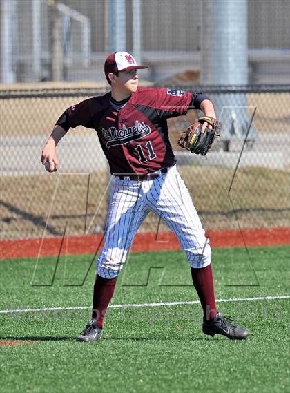 Thumbnail 3 in John Paul II vs St. Michaels (Texas Private School Classic) photogallery.