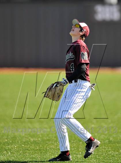 Thumbnail 1 in John Paul II vs St. Michaels (Texas Private School Classic) photogallery.