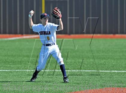 Thumbnail 2 in John Paul II vs St. Michaels (Texas Private School Classic) photogallery.