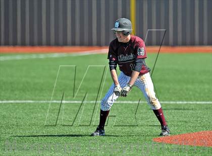 Thumbnail 3 in John Paul II vs St. Michaels (Texas Private School Classic) photogallery.