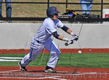 Thumbnail 2 in John Paul II vs St. Michaels (Texas Private School Classic) photogallery.