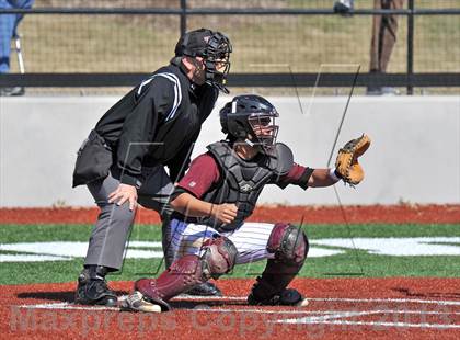 Thumbnail 3 in John Paul II vs St. Michaels (Texas Private School Classic) photogallery.