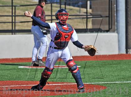 Thumbnail 3 in John Paul II vs St. Michaels (Texas Private School Classic) photogallery.