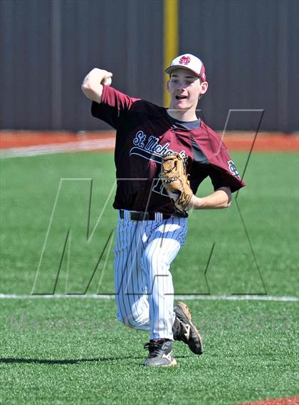 Thumbnail 3 in John Paul II vs St. Michaels (Texas Private School Classic) photogallery.