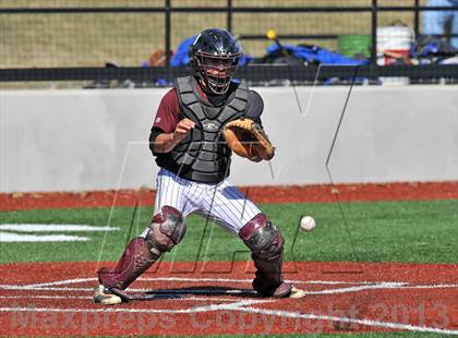 Thumbnail 2 in John Paul II vs St. Michaels (Texas Private School Classic) photogallery.
