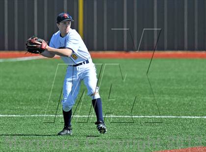 Thumbnail 1 in John Paul II vs St. Michaels (Texas Private School Classic) photogallery.