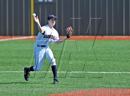 Thumbnail 3 in John Paul II vs St. Michaels (Texas Private School Classic) photogallery.