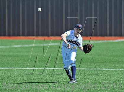 Thumbnail 3 in John Paul II vs St. Michaels (Texas Private School Classic) photogallery.
