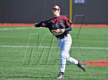 Thumbnail 1 in John Paul II vs St. Michaels (Texas Private School Classic) photogallery.