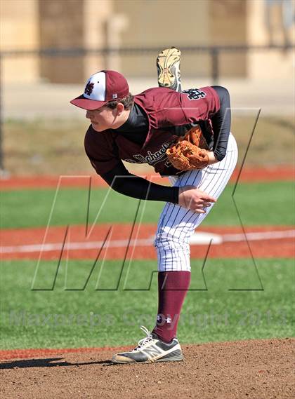 Thumbnail 1 in John Paul II vs St. Michaels (Texas Private School Classic) photogallery.