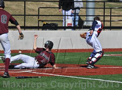 Thumbnail 2 in John Paul II vs St. Michaels (Texas Private School Classic) photogallery.