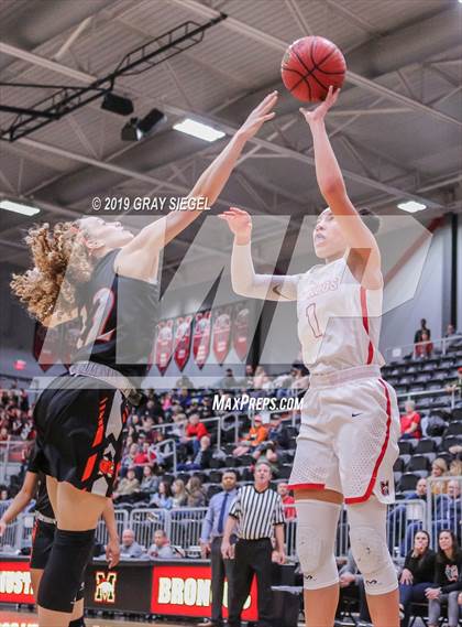 Thumbnail 3 in Norman @ Mustang photogallery.