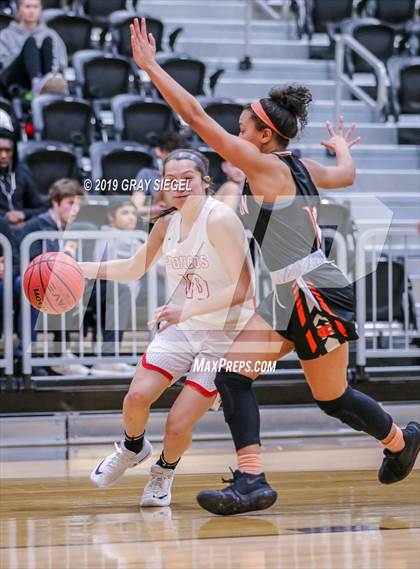 Thumbnail 1 in Norman @ Mustang photogallery.