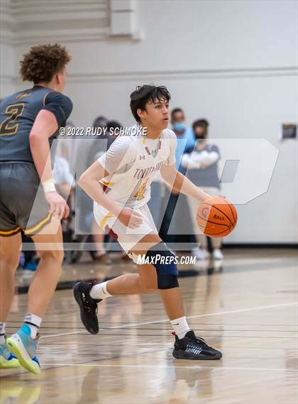 Thumbnail 2 in Francis Parker vs. Torrey Pines (Battle at the Bay) photogallery.