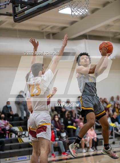 Thumbnail 2 in Francis Parker vs. Torrey Pines (Battle at the Bay) photogallery.