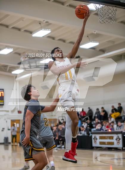 Thumbnail 2 in Francis Parker vs. Torrey Pines (Battle at the Bay) photogallery.