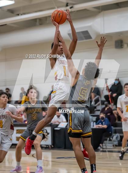 Thumbnail 3 in Francis Parker vs. Torrey Pines (Battle at the Bay) photogallery.