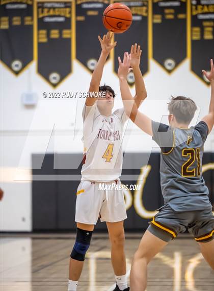 Thumbnail 3 in Francis Parker vs. Torrey Pines (Battle at the Bay) photogallery.