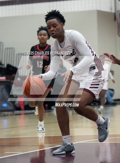 Thumbnail 3 in Waco vs A&M Consolidated (Aggieland Invitational) photogallery.