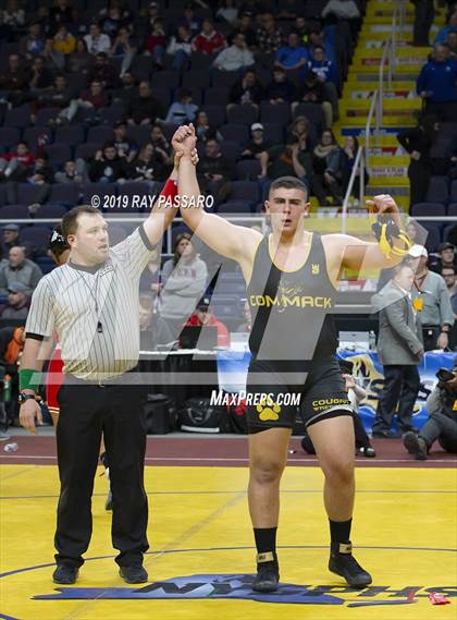 Thumbnail 2 in NYSPHSAA D1 Wrestling Championships (Finals 170 - 285 lbs) photogallery.
