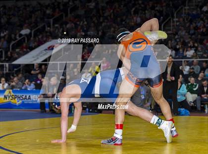 Thumbnail 3 in NYSPHSAA D1 Wrestling Championships (Finals 170 - 285 lbs) photogallery.