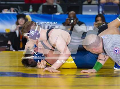 Thumbnail 3 in NYSPHSAA D1 Wrestling Championships (Finals 170 - 285 lbs) photogallery.