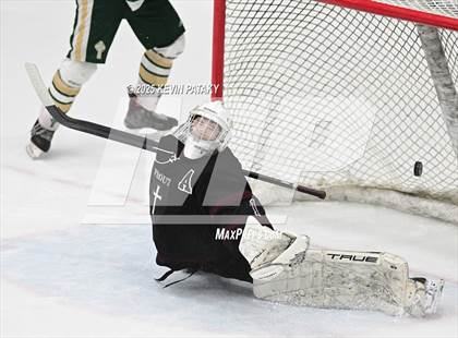 Thumbnail 3 in Prout vs. Bishop Hendricken (RIIL D1 Final) photogallery.