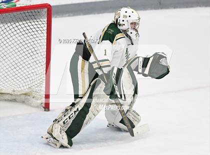 Thumbnail 2 in Prout vs. Bishop Hendricken (RIIL D1 Final) photogallery.