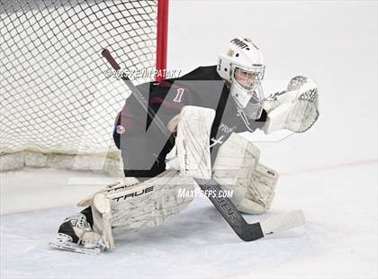 Thumbnail 2 in Prout vs. Bishop Hendricken (RIIL D1 Final) photogallery.