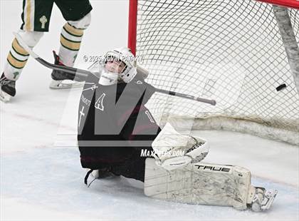 Thumbnail 2 in Prout vs. Bishop Hendricken (RIIL D1 Final) photogallery.