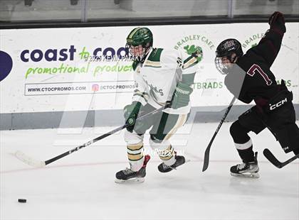 Thumbnail 1 in Prout vs. Bishop Hendricken (RIIL D1 Final) photogallery.
