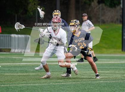 Thumbnail 3 in Mercer Island vs Bellevue (3A Final) photogallery.