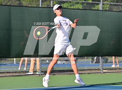 Thumbnail 3 in Hendersonville vs Wilson Central (District 9AA Team) photogallery.