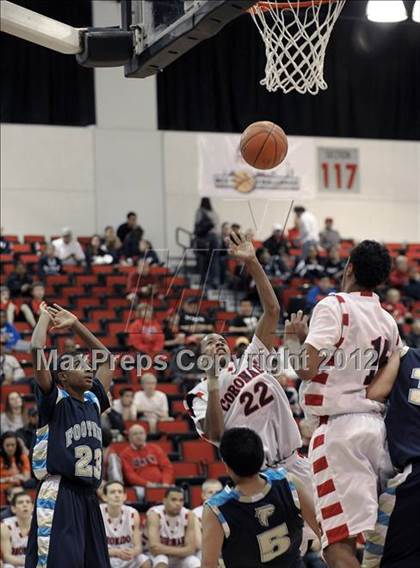 Thumbnail 1 in Foothill vs. Coronado photogallery.