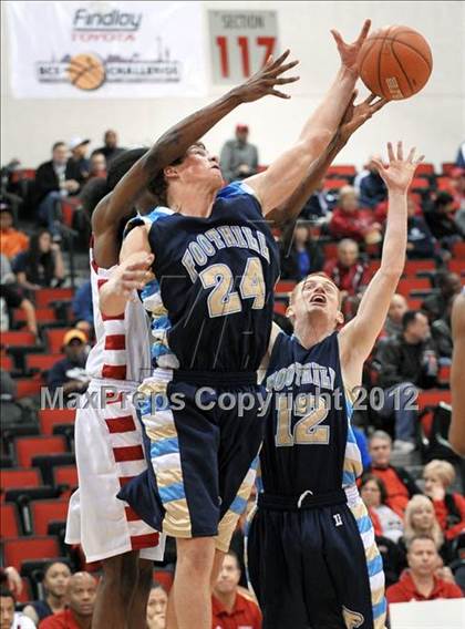 Thumbnail 2 in Foothill vs. Coronado photogallery.