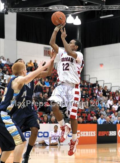 Thumbnail 2 in Foothill vs. Coronado photogallery.
