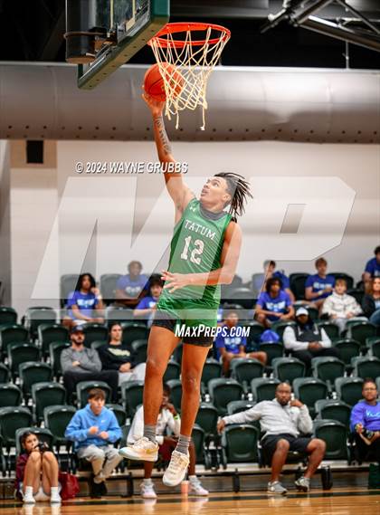Thumbnail 2 in Hooks vs. Tatum (Tenaha ISD Holiday Hoops) photogallery.