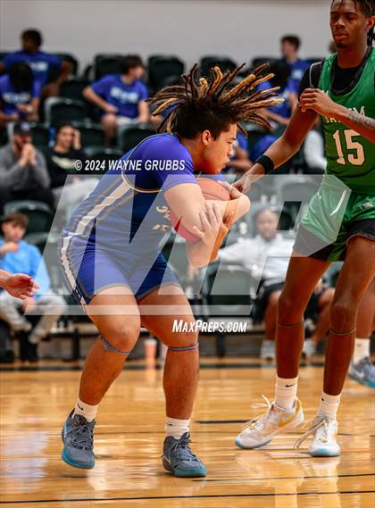 Thumbnail 2 in Hooks vs. Tatum (Tenaha ISD Holiday Hoops) photogallery.
