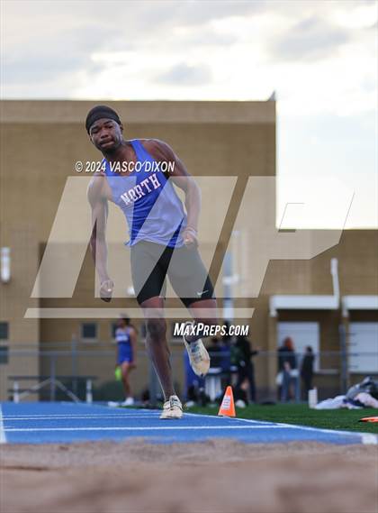 Thumbnail 1 in Estrella Foothills Invitational photogallery.