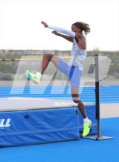 Thumbnail 2 in Estrella Foothills Invitational photogallery.