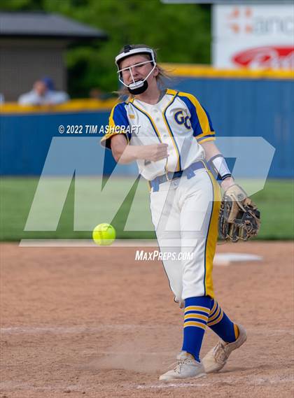 Thumbnail 2 in New Palestine @ Greenfield-Central photogallery.